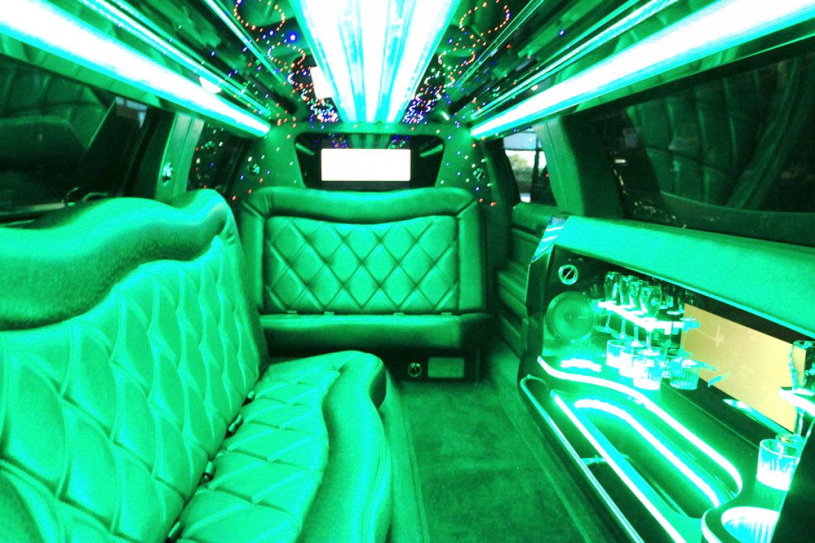 Photo of Limousine for sale: 2017 Lincoln MKT 27&quot; by Tiffany Coach