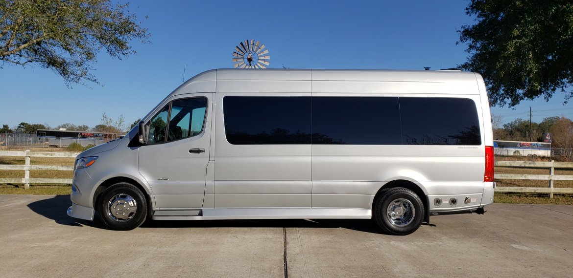 Sprinter for Sale in Houston, TX - Photo 4