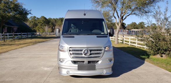 2020 Mercedes-Benz Sprinter 3500 170" Sprinter for Sale in Houston, TX - Photo 2