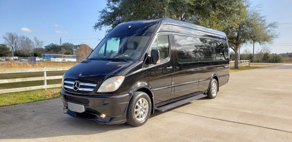2012 Mercedes-Benz Sprinter 3500 170"EXT Sprinter for Sale in Houston, TX - Photo 3