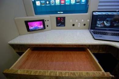 2015 Mercedes-Benz Custom Executive Sprinter CEO SUV Mobile Office for Sale in Woodland Hills, California, US - Photo 4