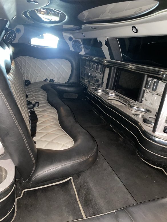 2012 Chrysler 300 Limousine for Sale in Port St. Lucie, FL - Photo 2