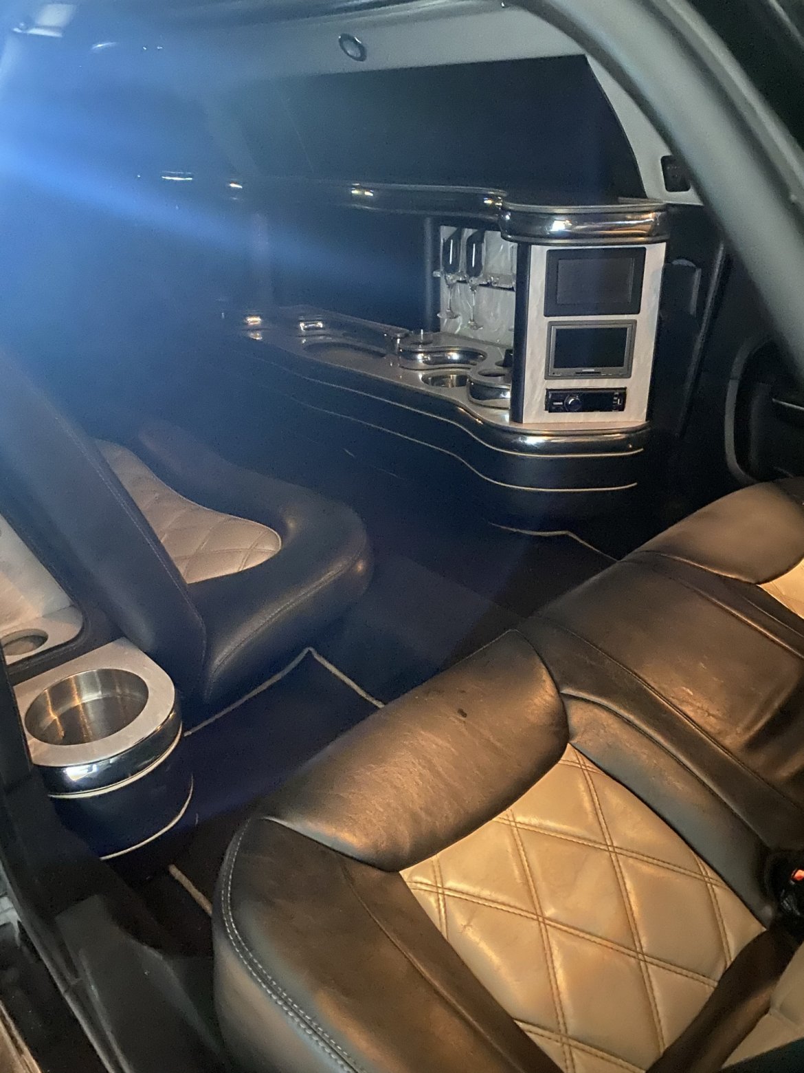 Limousine for Sale in Port St. Lucie, FL - Photo 4