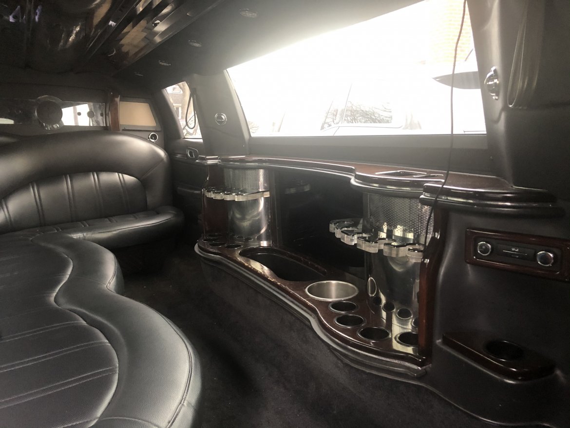 Limousine for Sale in Hempstead, NY - Photo 5