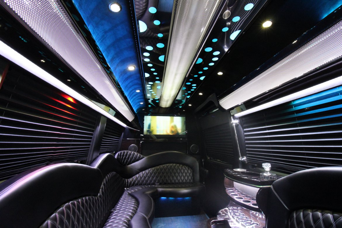 Sprinter for Sale in Springfield, MO - Photo 11