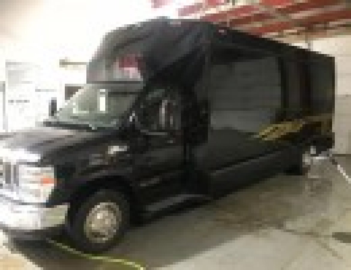 Limo Bus for Sale in Urbandale, IA - Photo 7