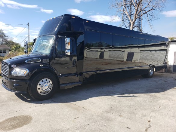 2019 Freightliner M-2 Limo Bus for Sale in Orlando, FL - Photo 2