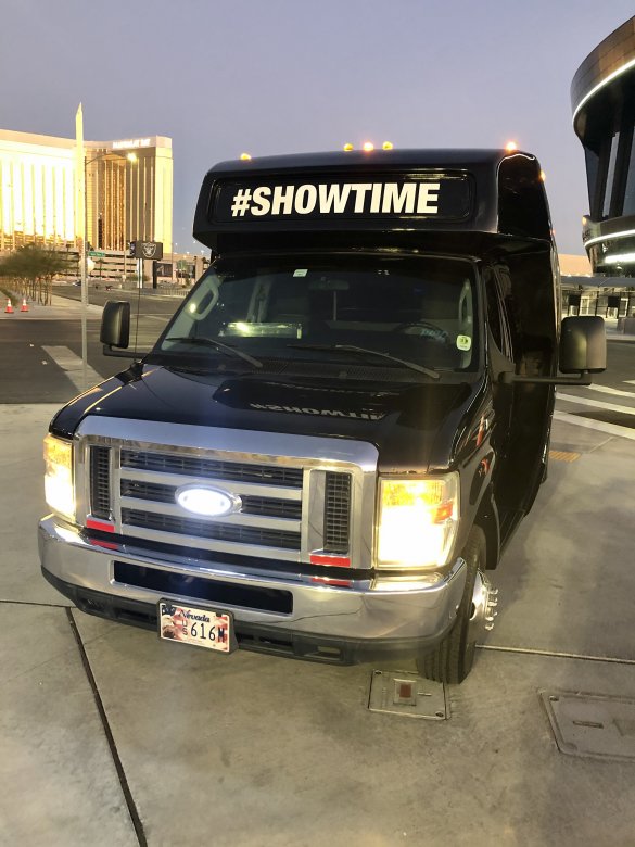 2011 Ford E-450 Limo Bus for Sale in Las Vegas, NV - Photo 2