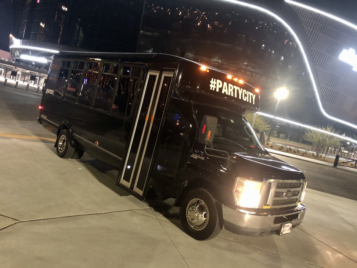 Limo Bus for Sale in Las Vegas, NV - Photo 8