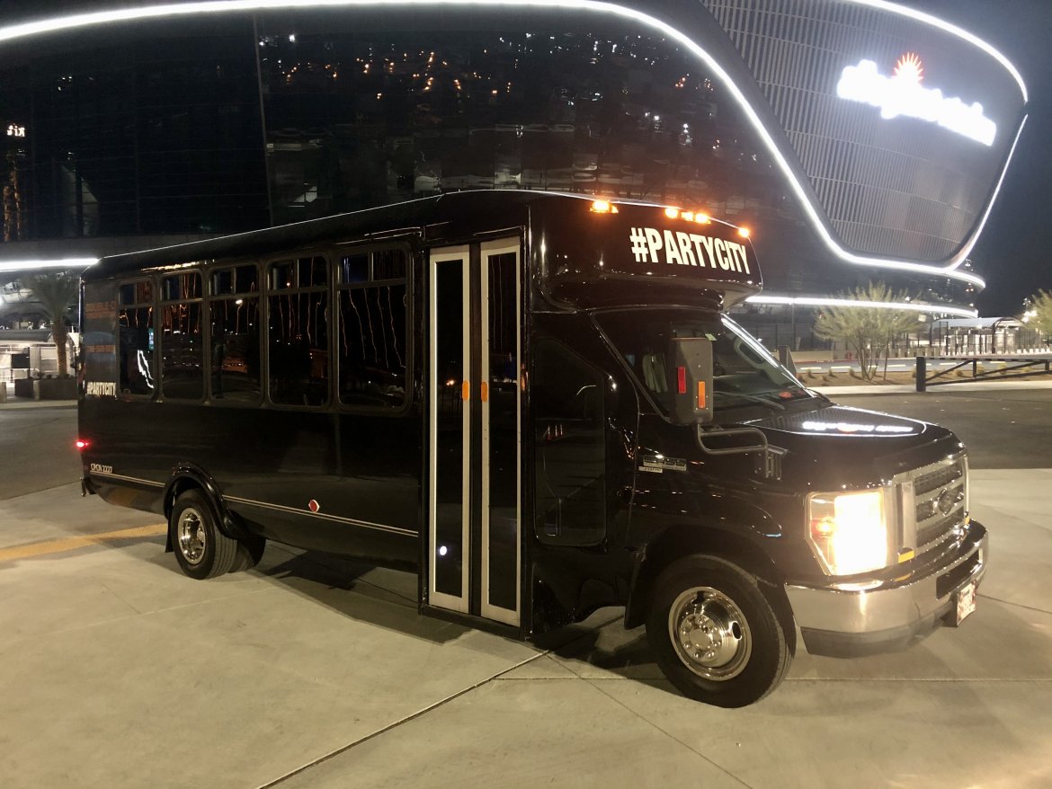 Limo Bus for Sale in Las Vegas, NV - Photo 10