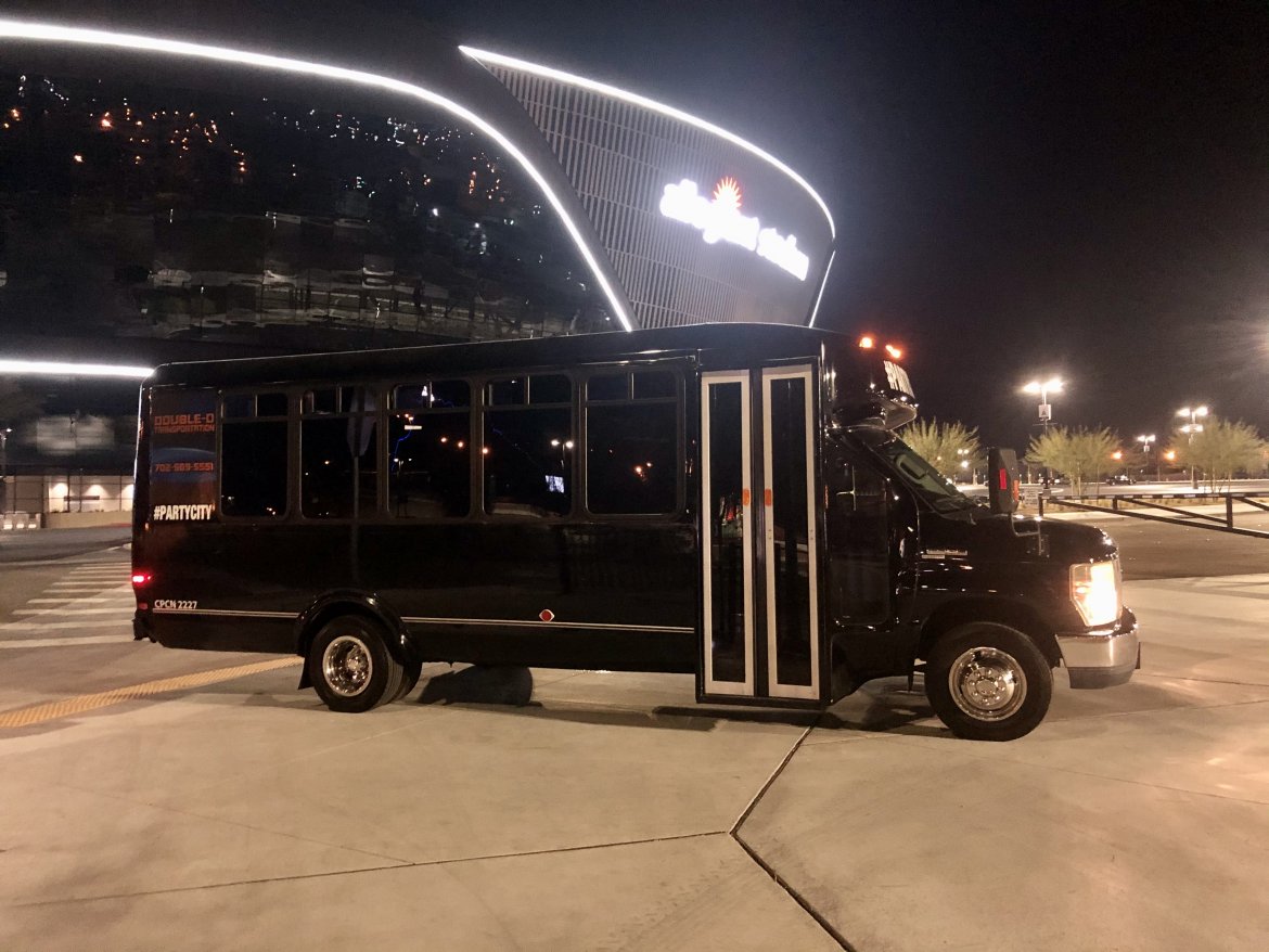 Limo Bus for Sale in Las Vegas, NV - Photo 16