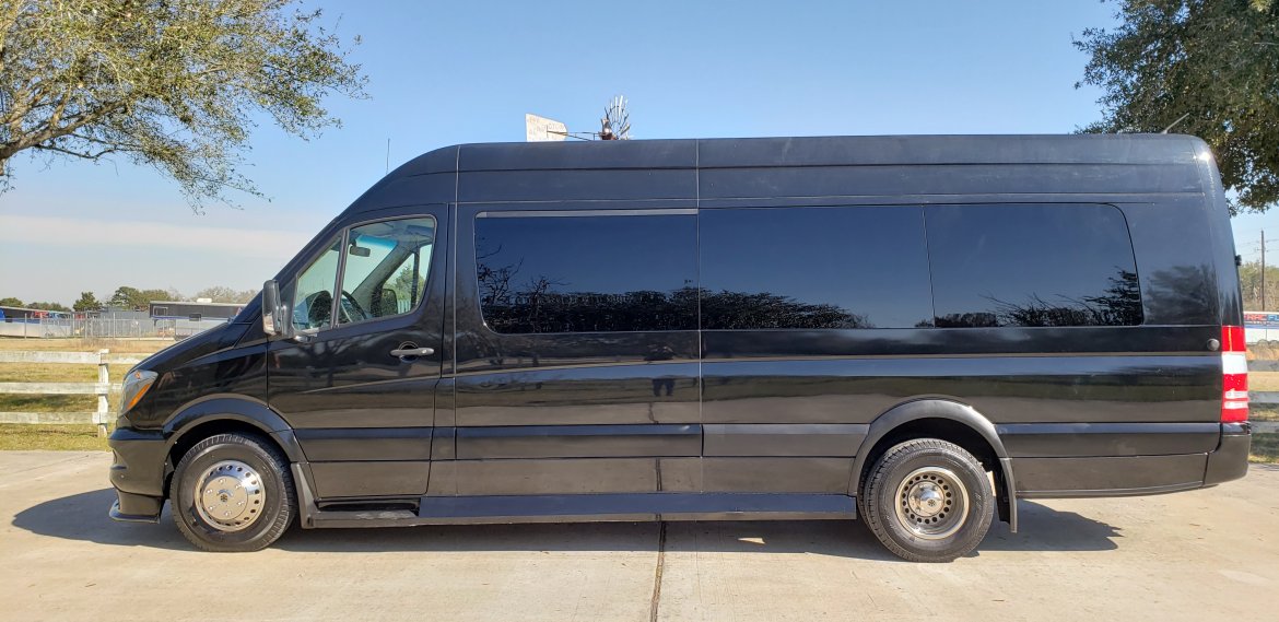 Sprinter for Sale in Houston, TX - Photo 4