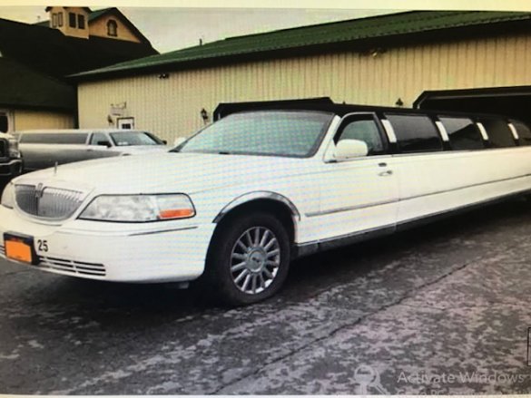 2003 Lincoln Town Car Limousine for Sale in Rochester, NY - Main Photo