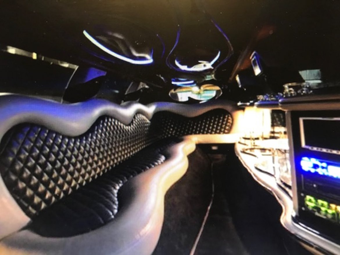Limousine for Sale in Rochester, NY - Photo 2