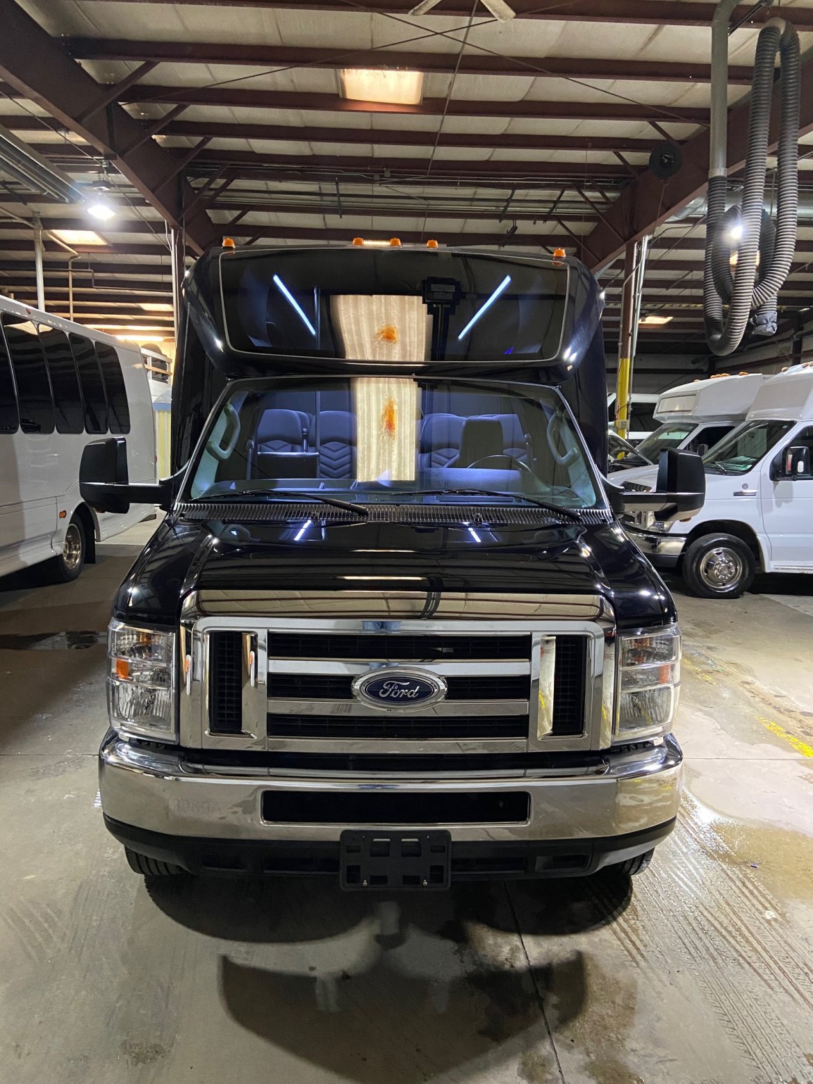 Executive Shuttle for Sale in ERIE, PA - Photo 5