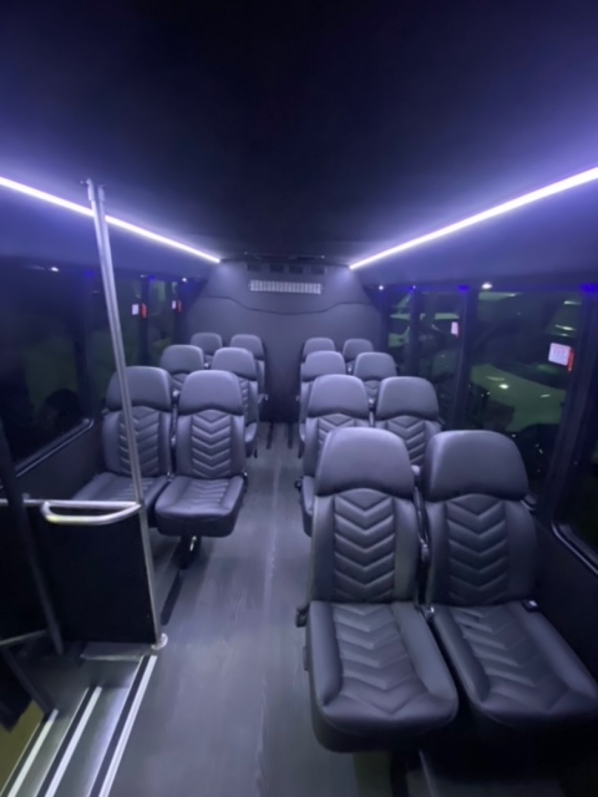 Executive Shuttle for Sale in ERIE, PA - Photo 21