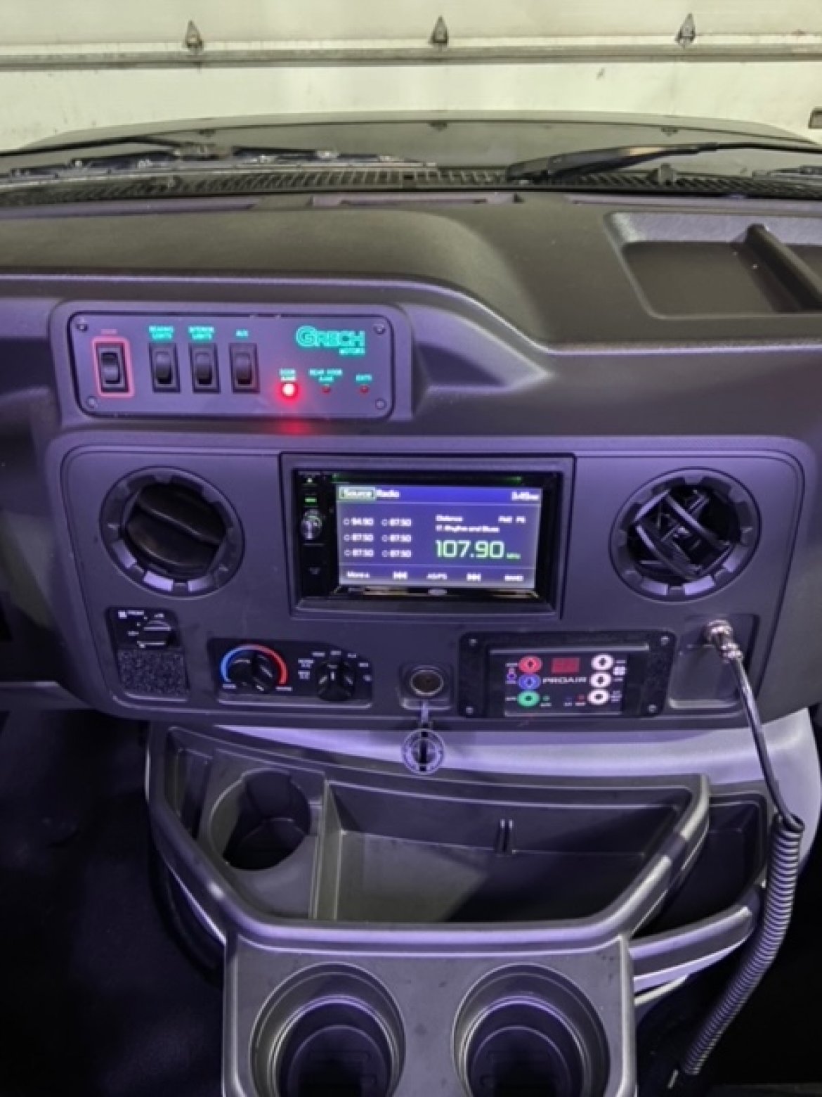Executive Shuttle for Sale in ERIE, PA - Photo 27