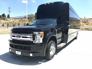 2017 Ford F-550X Shuttle Bus for Sale in Oaklyn, New Jersey, US - Photo 3