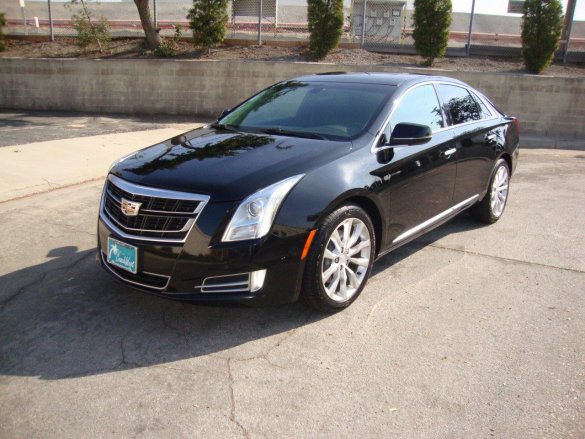 2016 Cadillac XTS Luxury 4-Door Sedan Sedan for Sale in Carson, CA - Main Photo