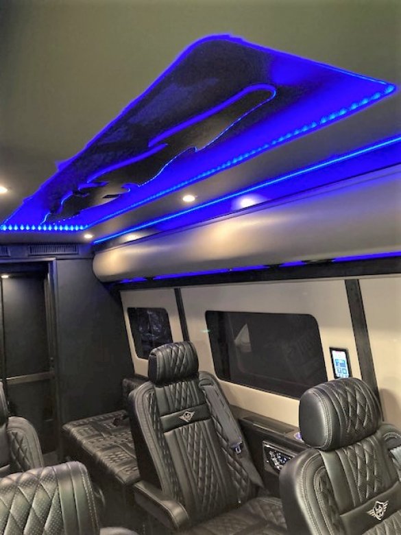 2021 Mercedes-Benz Sprinter 3500 Sprinter for Sale in Oaklyn, NJ - Photo 2
