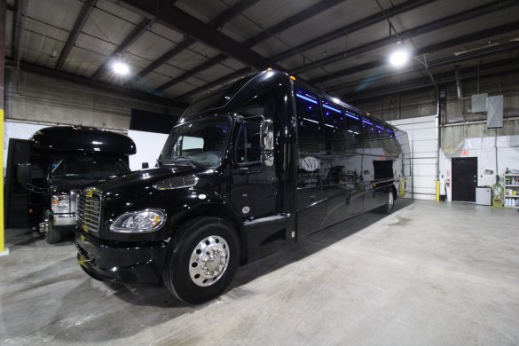 2019 Freightliner M2 Shuttle Bus for Sale in Springfield, MO - Photo 3