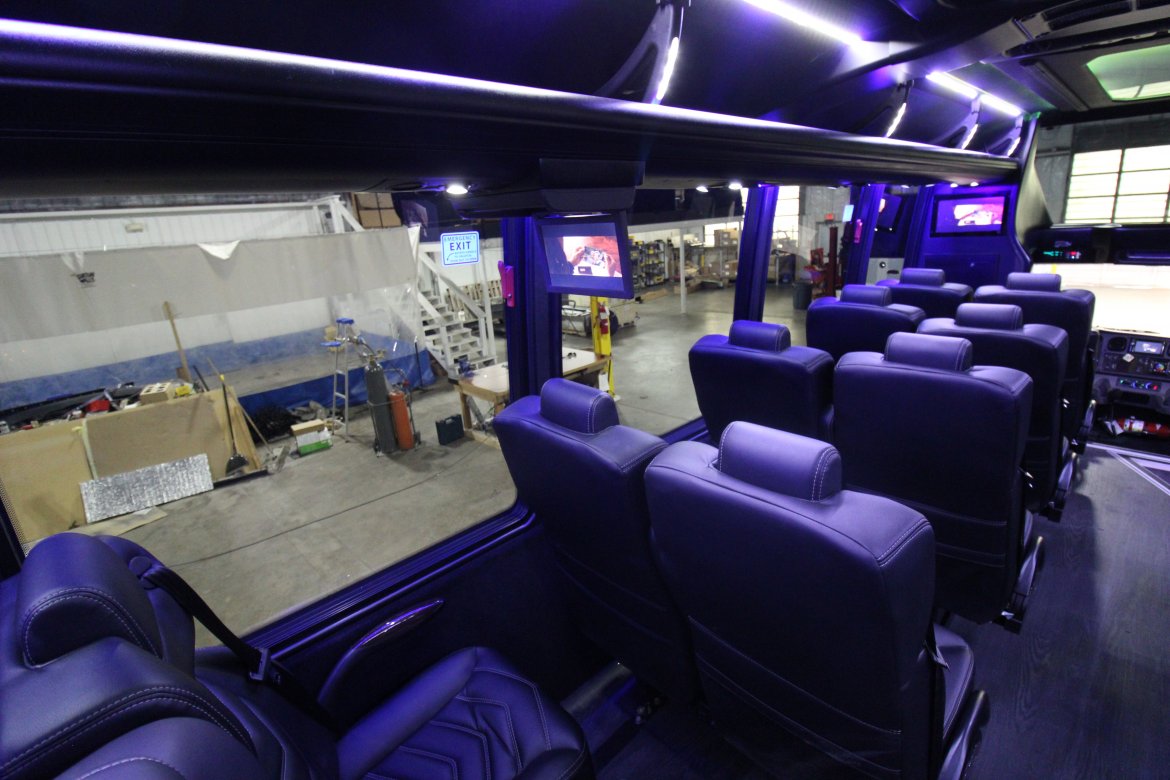 Shuttle Bus for Sale in Springfield, MO - Photo 30