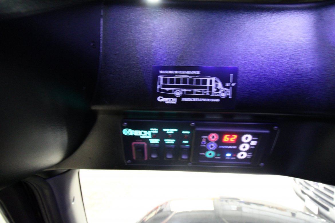 Shuttle Bus for Sale in Springfield, MO - Photo 40