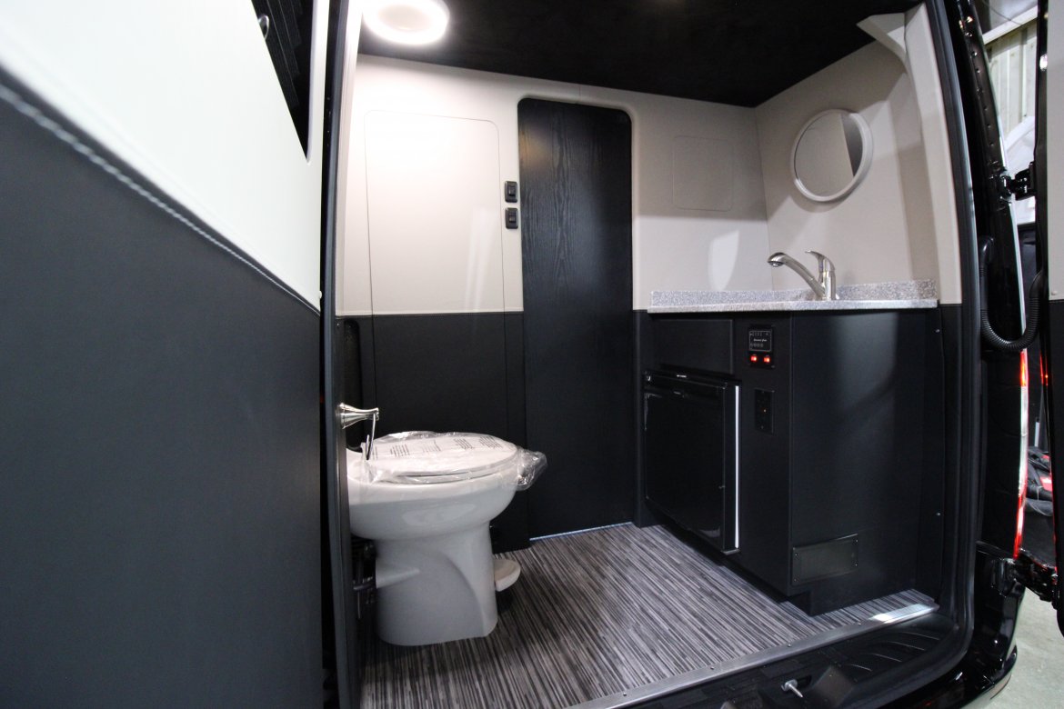 Sprinter for Sale in Little Silver, NJ - Photo 17