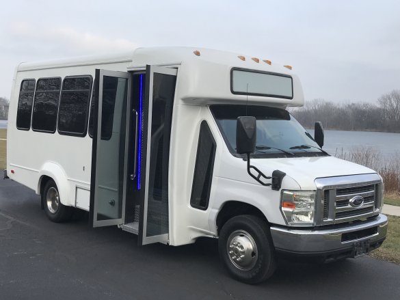 2011 Ford E350 Limo Bus for Sale in Kalamazoo, MI - Photo 2