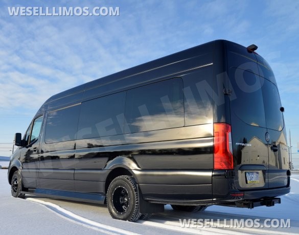 LGE Coachworks "Cocktail Cruiser" Mercedes-Benz Sprinter
