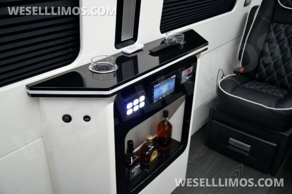 LGE Coachworks "Cocktail Cruiser" Mercedes-Benz Sprinter