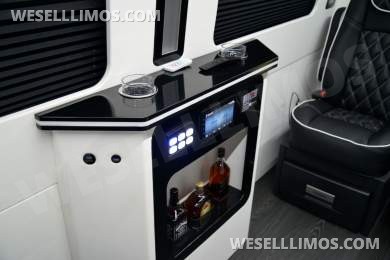 LGE Coachworks "Cocktail Cruiser" Mercedes-Benz Sprinter