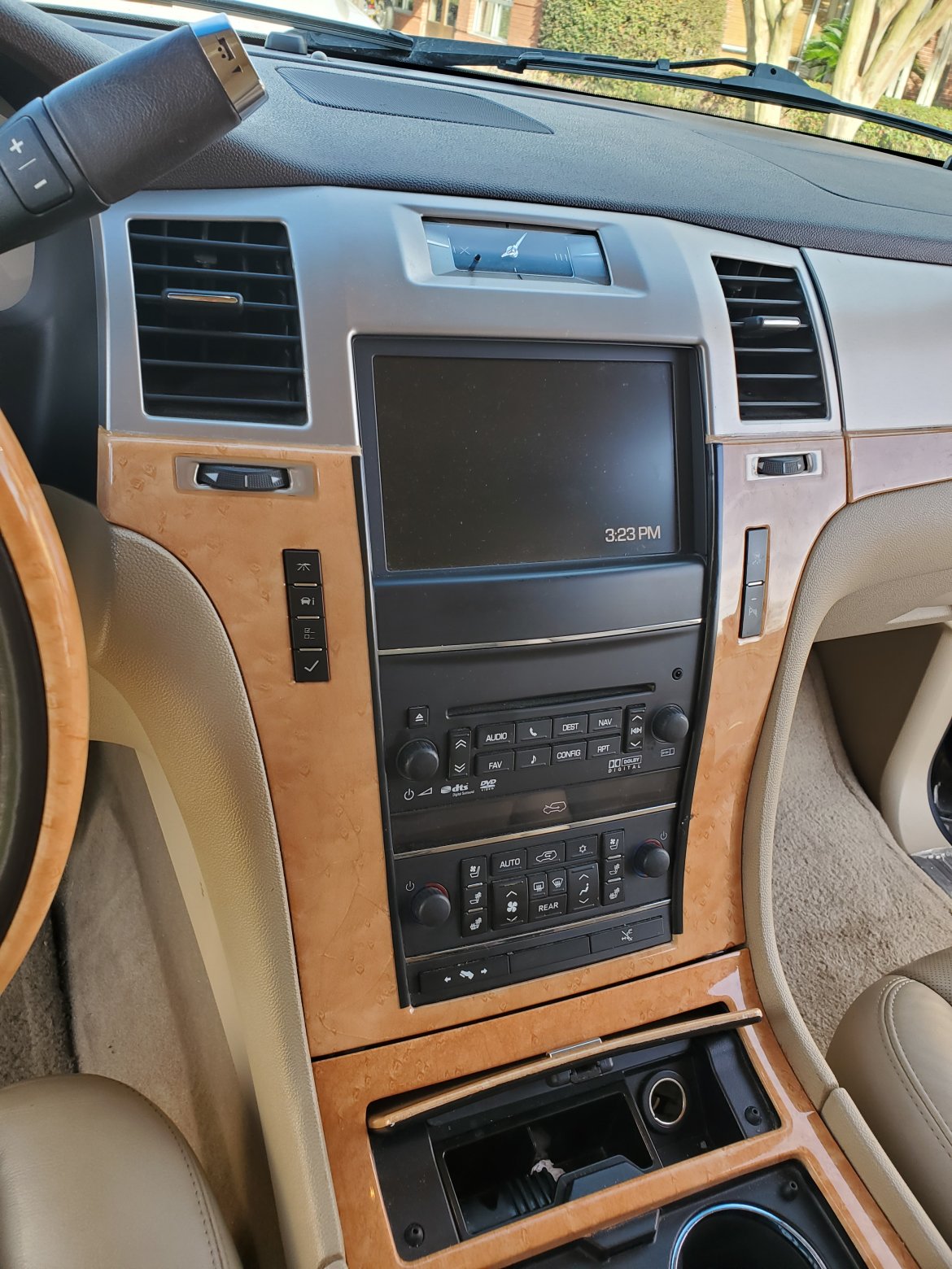 CEO SUV Mobile Office for Sale in Alexandria, LA - Photo 26