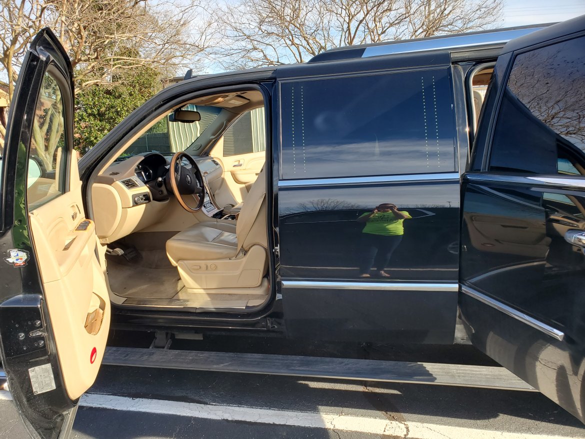 CEO SUV Mobile Office for Sale in Alexandria, LA - Photo 9