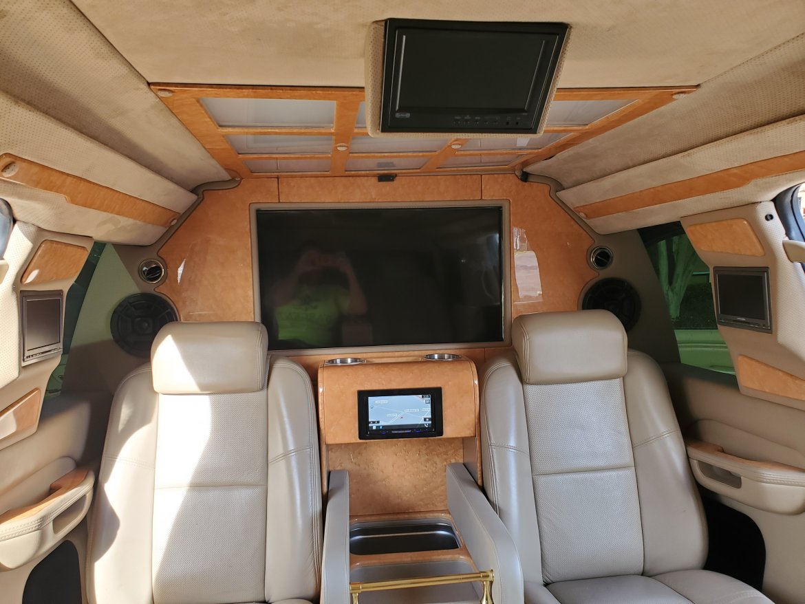 CEO SUV Mobile Office for Sale in Alexandria, LA - Photo 31