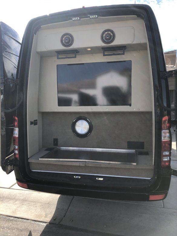 2014 Mercedes-Benz Sprinter CEO SUV Mobile Office for Sale in Chandler, AZ - Photo 3