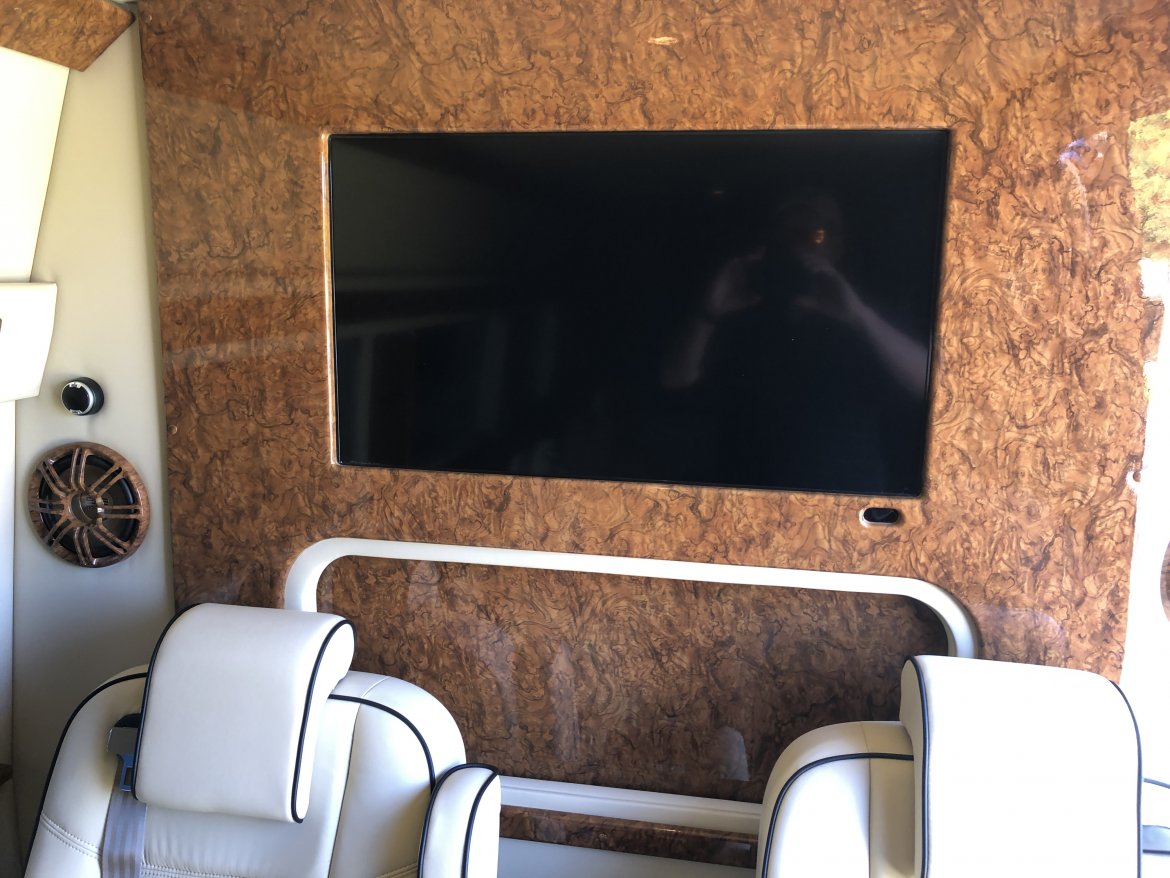 CEO SUV Mobile Office for Sale in Chandler, AZ - Photo 12