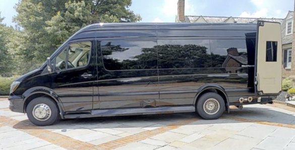 2020 Mercedes-Benz 3500 3.0 L turbo diesel Sprinter for Sale in Mocksville, NC - Main Photo