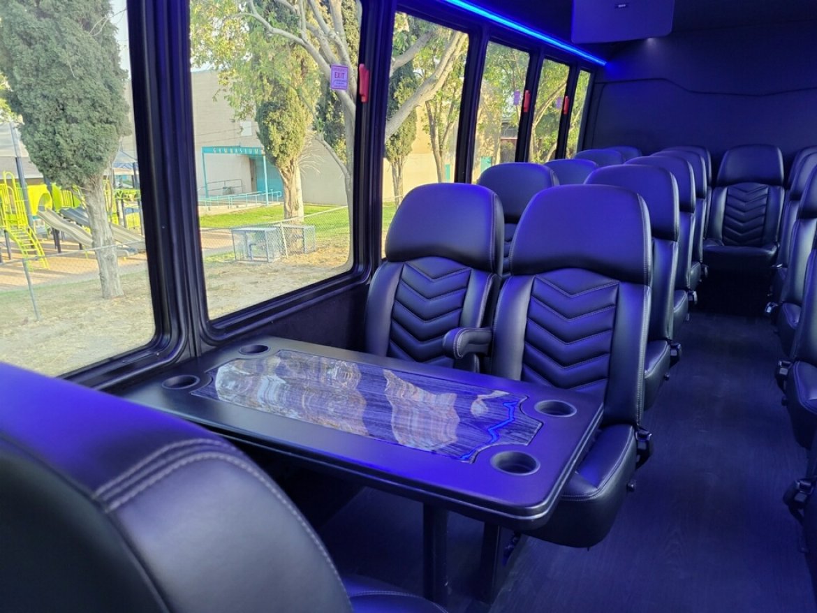 Shuttle Bus for Sale in Riverside, MN - Photo 11