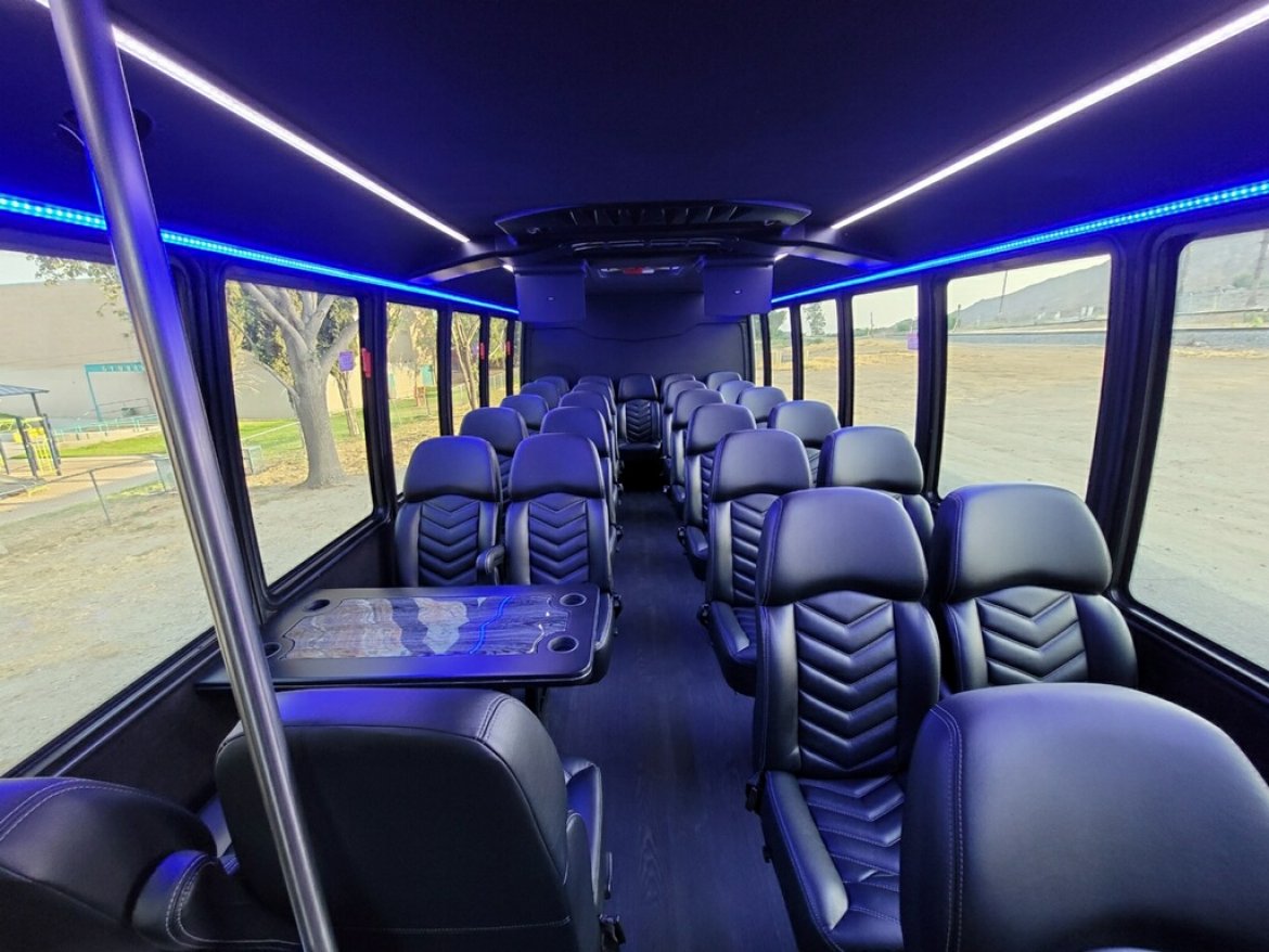 Shuttle Bus for Sale in Riverside, MN - Photo 12