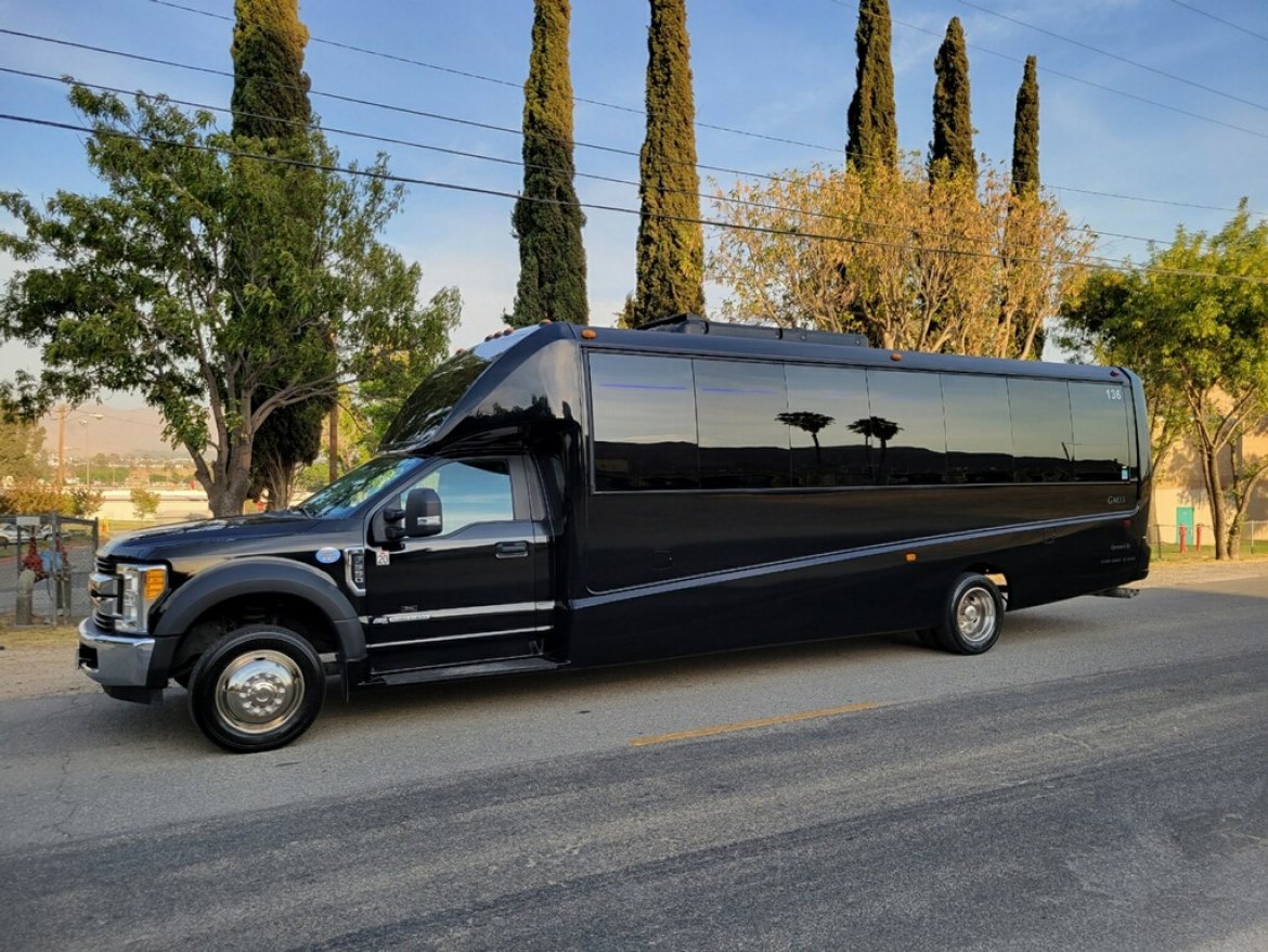 Shuttle Bus for Sale in Riverside, MN - Photo 22