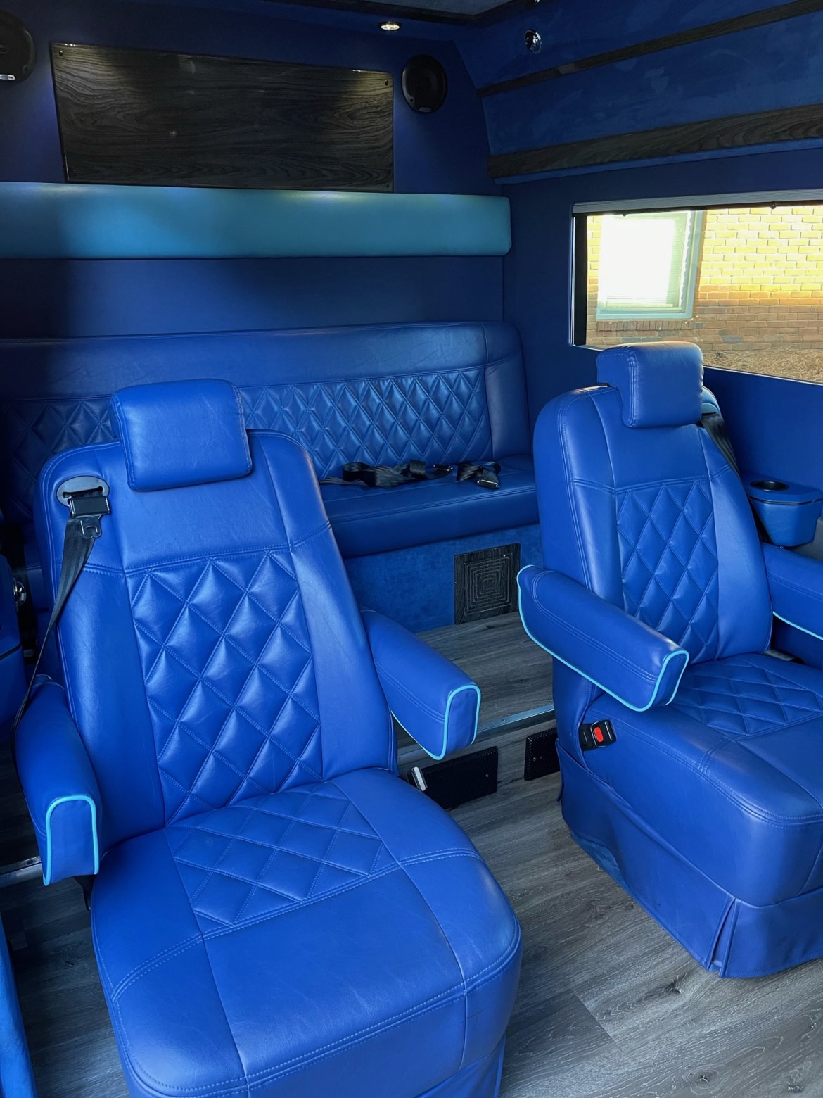 CEO SUV Mobile Office for Sale in Roswell, GA - Photo 7