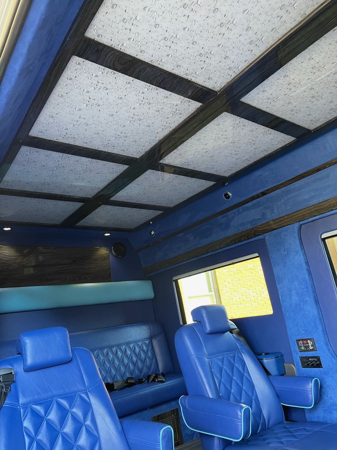 CEO SUV Mobile Office for Sale in Roswell, GA - Photo 12