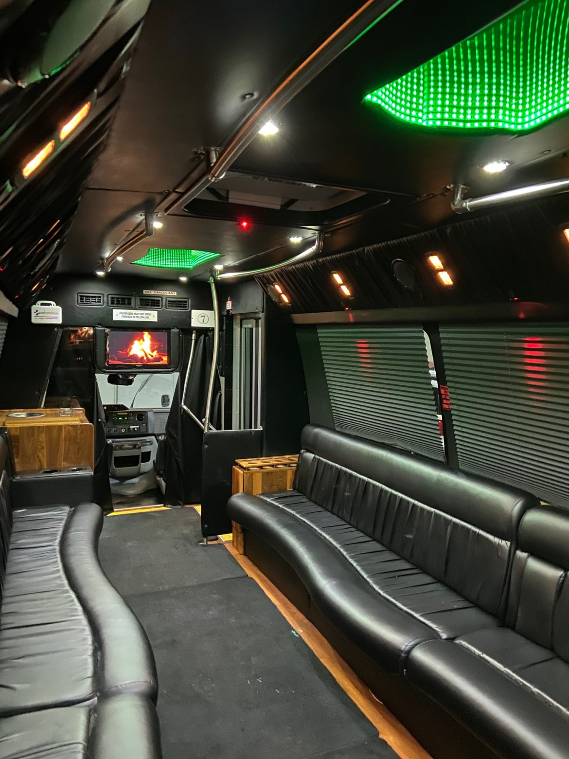 Limo Bus for Sale in ERIE, PA - Photo 12