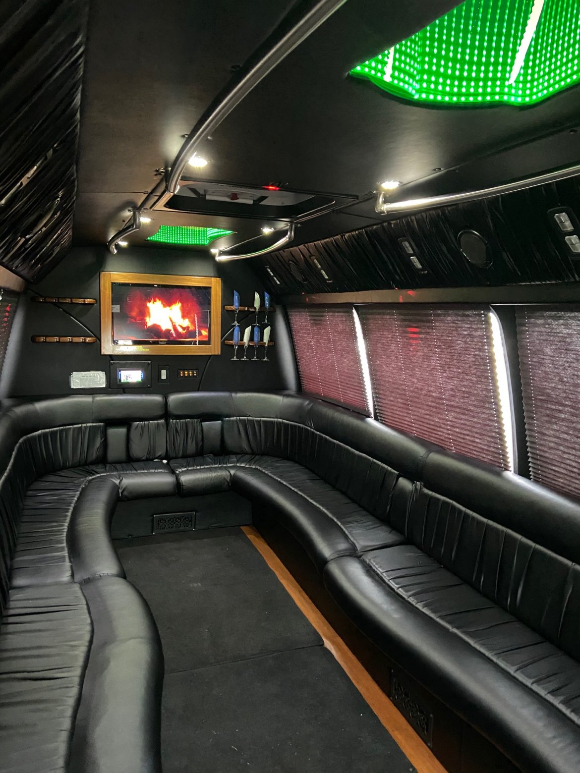 Limo Bus for Sale in ERIE, PA - Photo 30