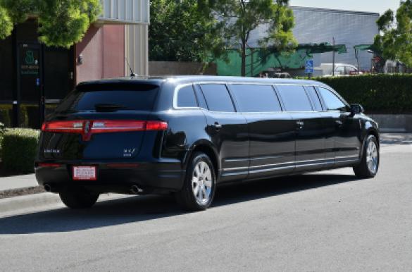 2014 Lincoln MKT Limousine for Sale in Fontana, CA - Photo 2