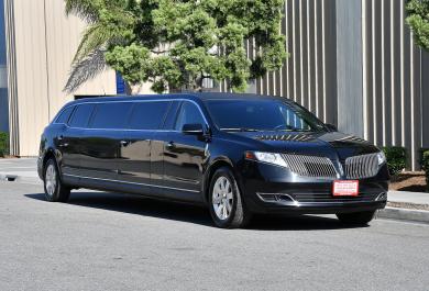 2014 Lincoln MKT Limousine for Sale in Fontana, California, US - Photo 3