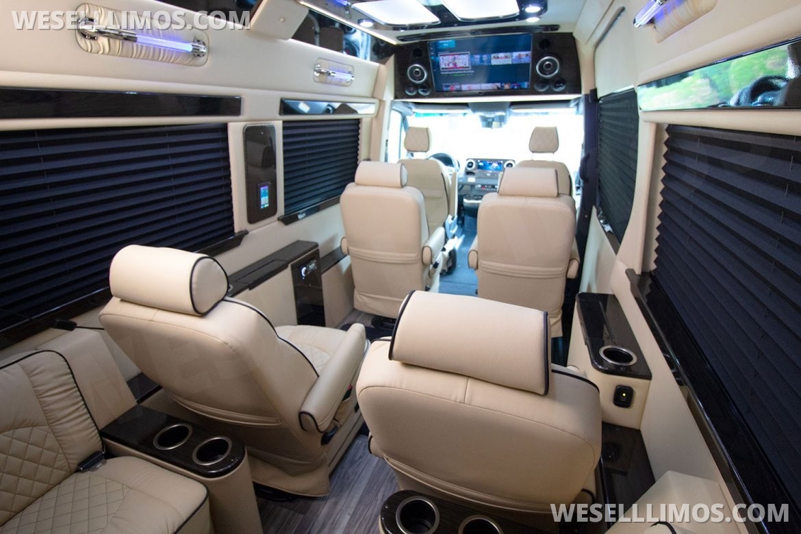 Executive Shuttle for Sale in Cincinnati, OH - Photo 8