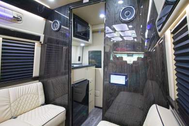 2025 Ultimate Toys Mercedes-Benz Traveler Sprinter Van