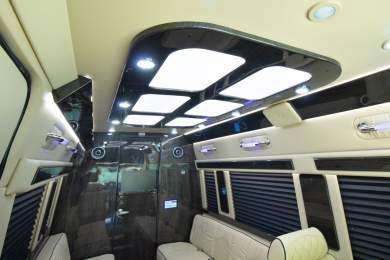 2025 Ultimate Toys Mercedes-Benz Traveler Sprinter Van